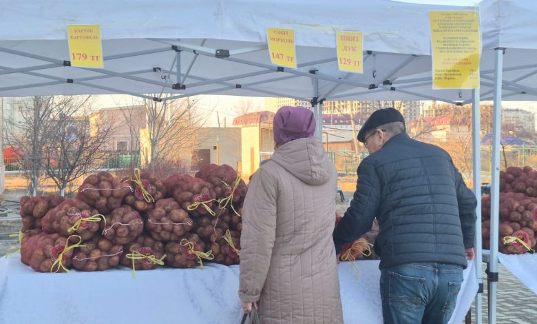 رەفەرەندۋم مەن جارمەڭكە ءبىر جەردە: اتىراۋدا داۋىس بەرۋ ەرەكشە فورماتتا ءوتىپ جاتىر