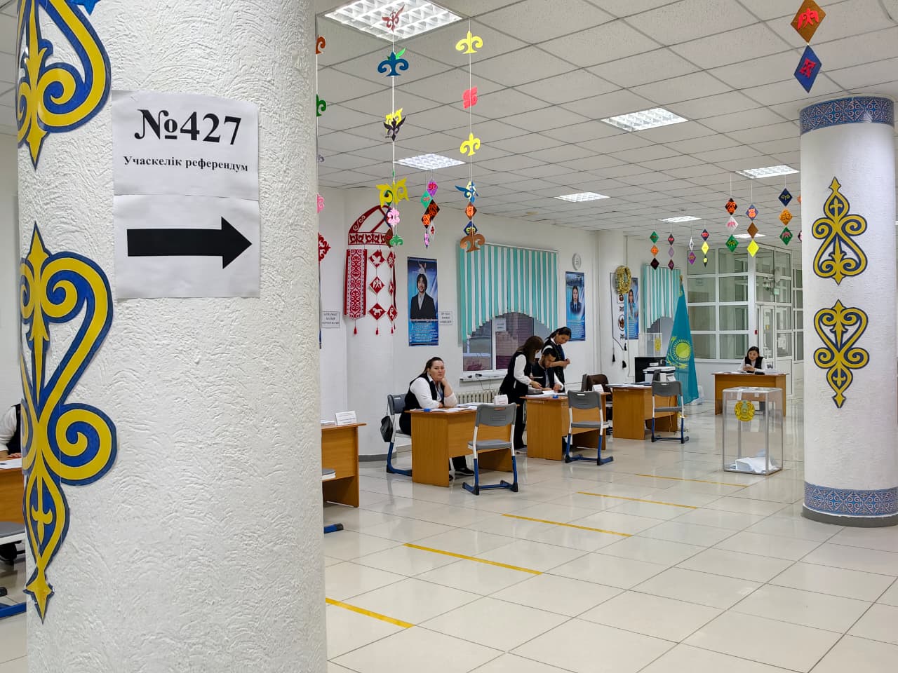 تۋعان كۇنىندە داۋىس بەرىپ, سىيلىق الدى