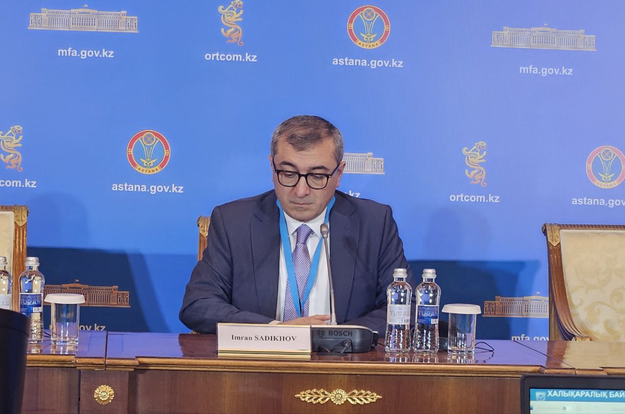 يمران ساديحوۆ: باس حاتشىلىق رەفەرەندۋمنىڭ بەيبىت ءارى تارتىپپەن وتكەنىن جوعارى باعالايدى