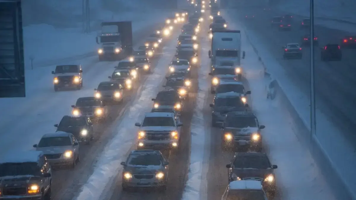 قوستاناي وبلىسىندا اۋا رايىنىڭ قولايسىزدىعىنا بايلانىستى جولدار جابىلدى