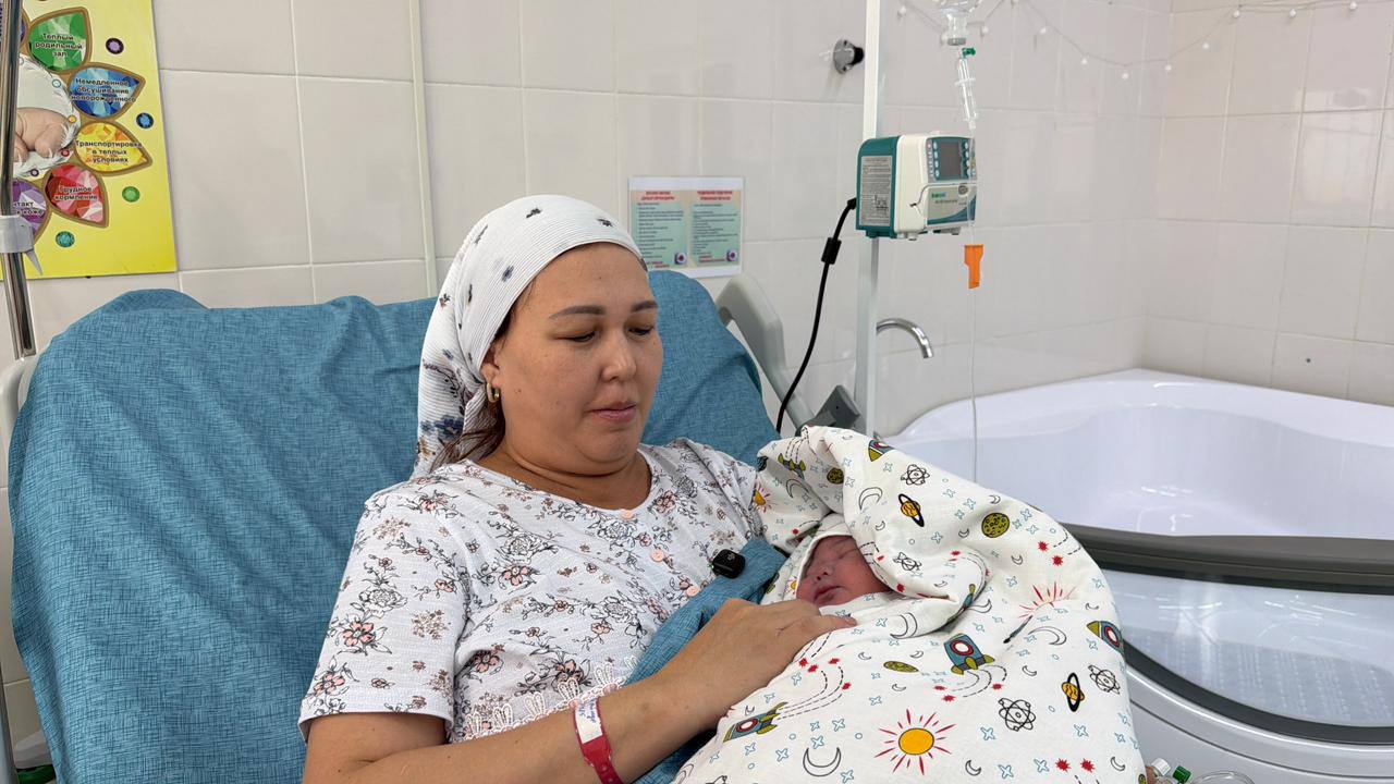 رەفەرەندۋم كۇنى ەلىمىزدە 585 بالا دۇنيەگە كەلدى