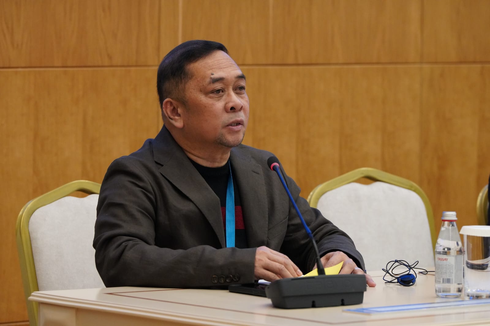 فيليپپيندىك باقىلاۋشى: داۋىس ساناۋ بارىسى اشىق ءوتتى