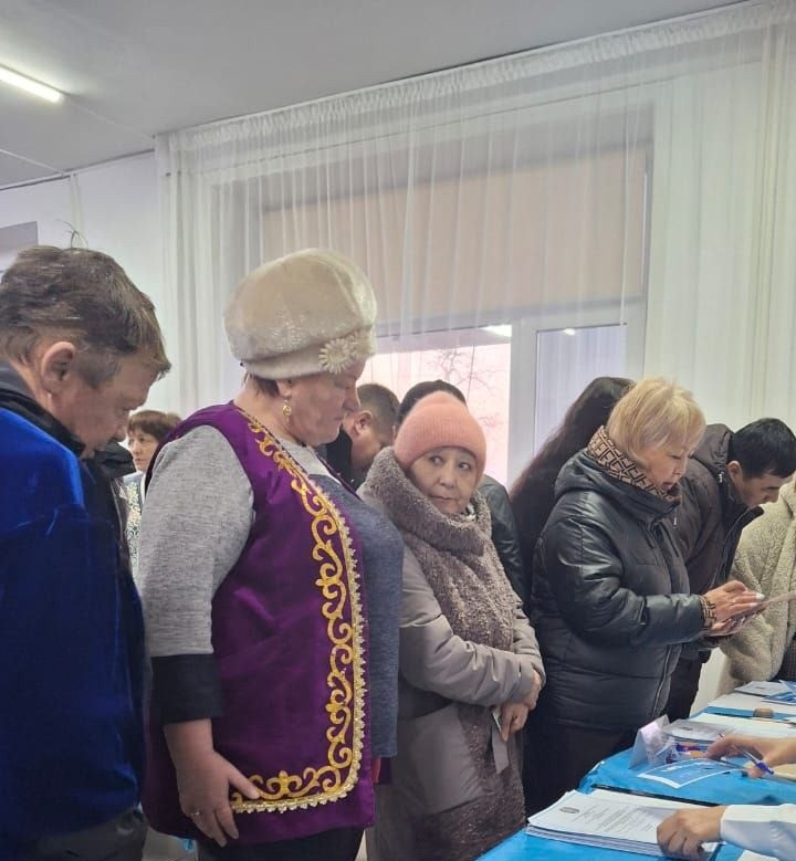 «ەل داۋىسى»: سايلاۋشىلار تاڭەرتەڭنەن باستاپ بەلسەندى داۋىس بەرىپ جاتىر