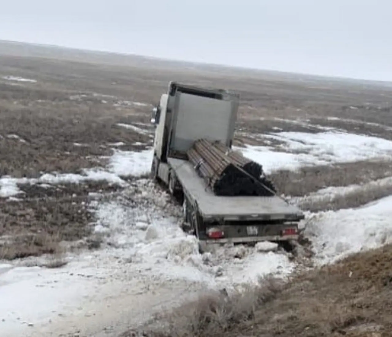 اقتوبە وبلىسىندا جول اپاتىنان جۇرگىزۋشى مەن ءتورت جولاۋشى قازا تاپتى