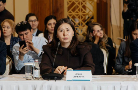 ساراپشى: الەۋمەتتىك زەرتتەۋلەر جاڭا كونستيتۋتسياعا قوعامدىق قولداۋدىڭ تۇراقتى جوعارى دەڭگەيىن كورسەتتى