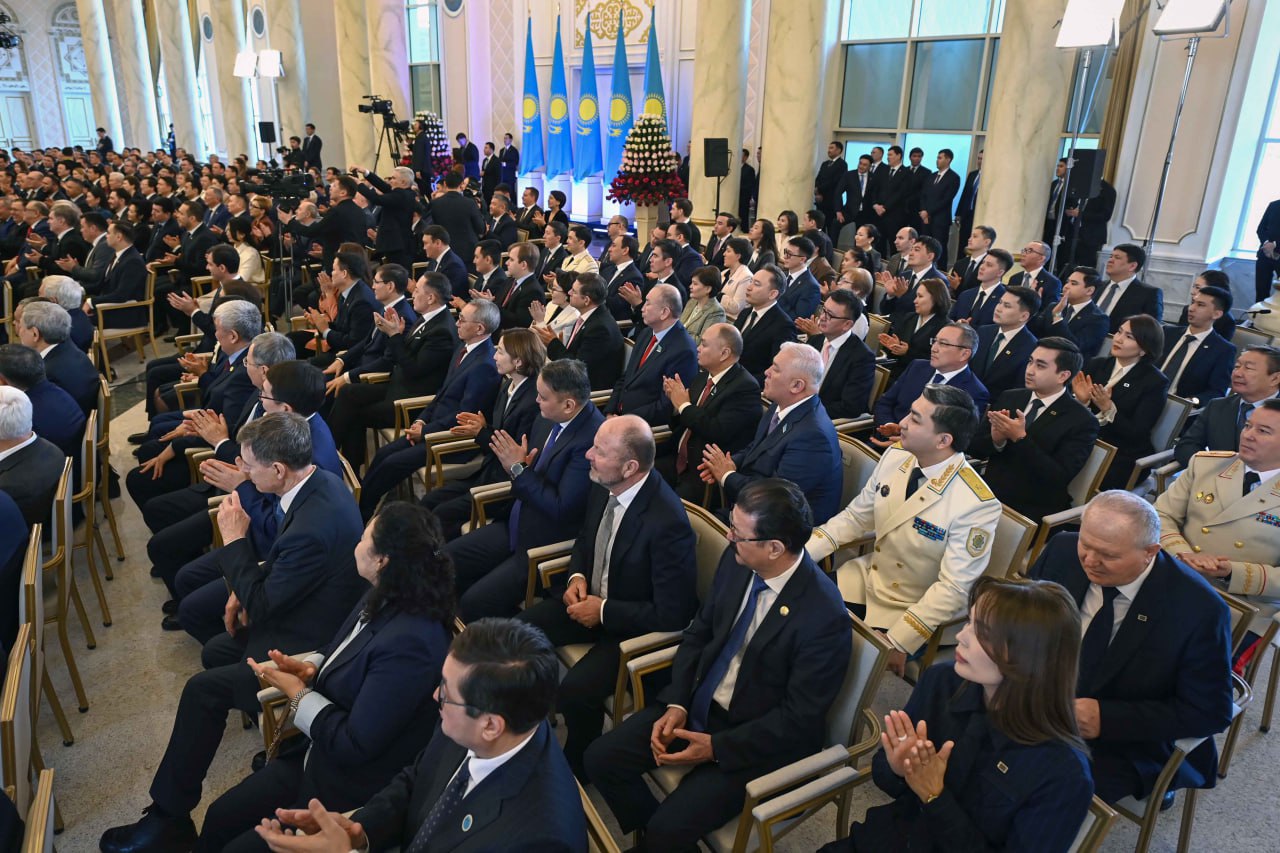 مەملەكەت باسشىسى: اتا زاڭ – باسەكەگە قابىلەتتى قازاقستاننىڭ جاڭا جارعىسى