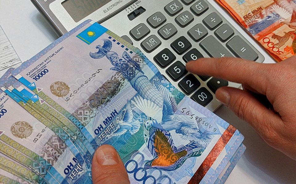 ەاەو ەلدەرىنىڭ 100 مىڭنان استام ازاماتىنا زەينەتاقى جارناسى تولەندى