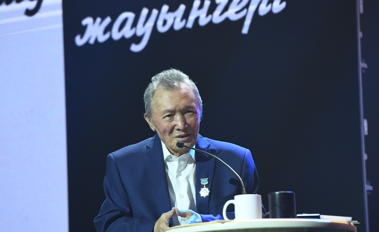 پاراسات مايدانىنىڭ ساردارى