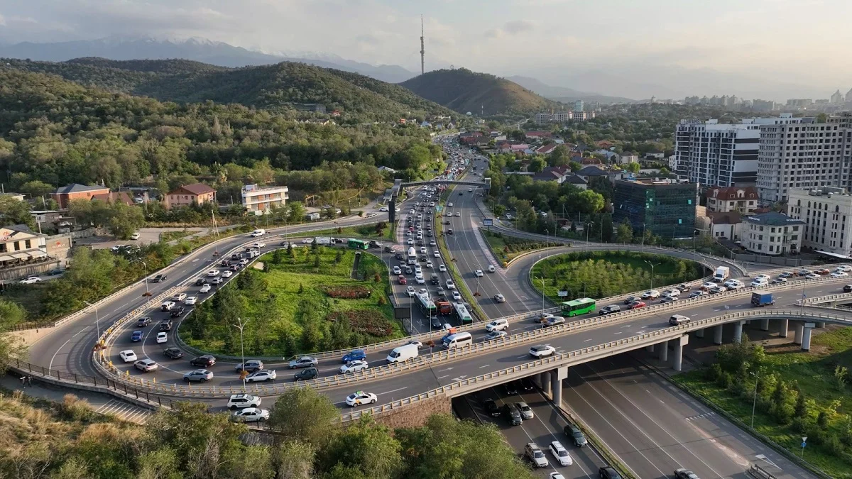 الماتىدا ەكى كۇنگە كولىك قوزعالىسى شەكتەلەدى