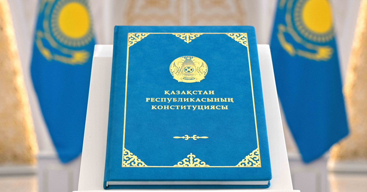 سەنات توراعاسى: جاڭا كونستيتۋتسيا – ءداۋىردىڭ سىرتقى سىن-قاتەرلەرىنە بەرىلگەن جاۋاپ