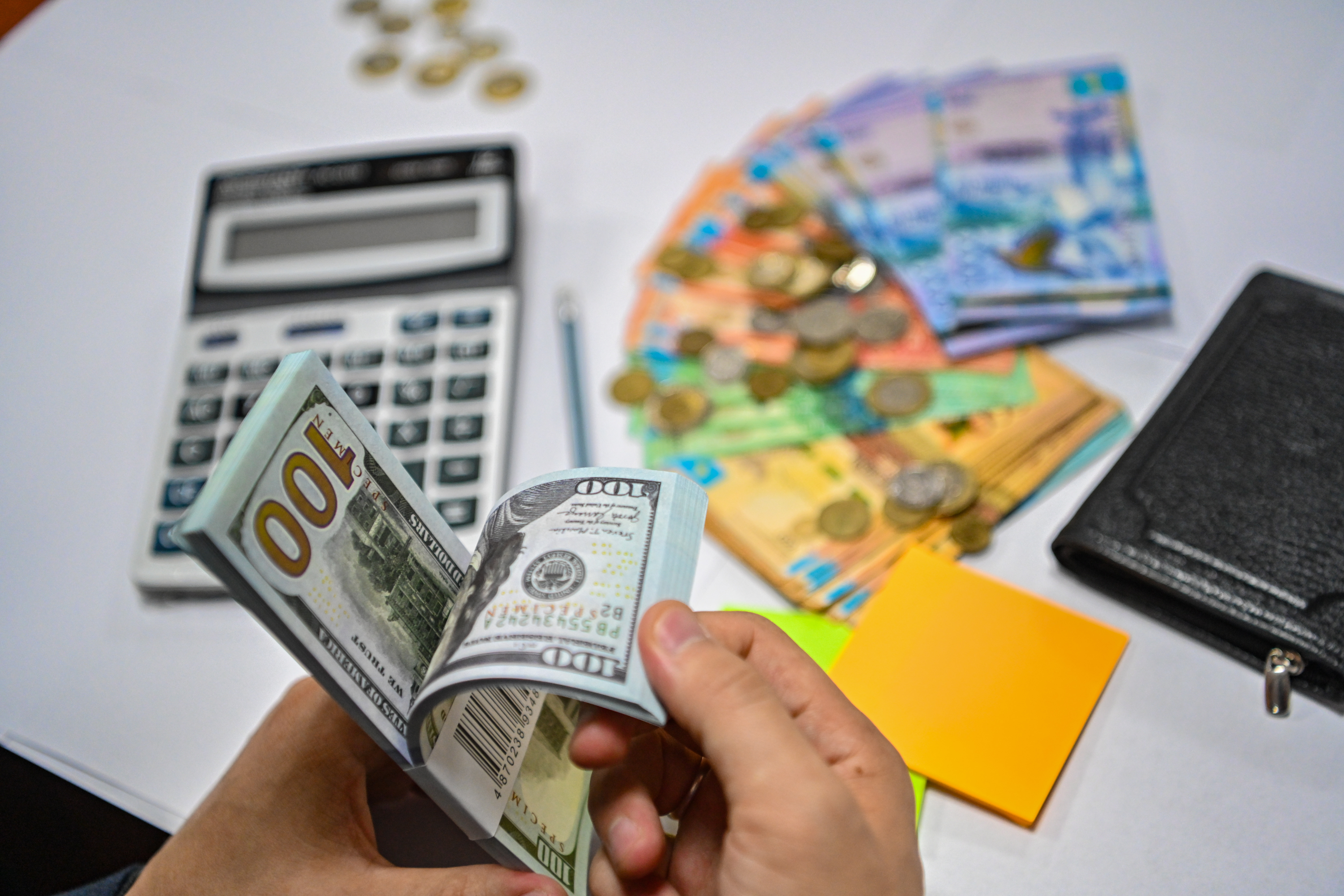 Kaspi, Toyota, Coca-Cola: قازاقستانداعى ساۋدا سالاسىنىڭ ەڭ ءىرى سالىق تولەۋشىلەرى كىمدەر؟