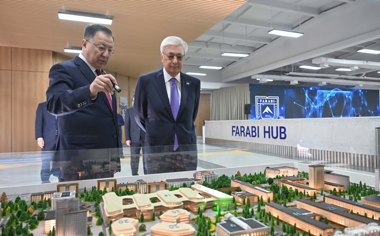 قازۇۋ-دا ىسكە قوسىلعان ءتورت ءىرى جوبا