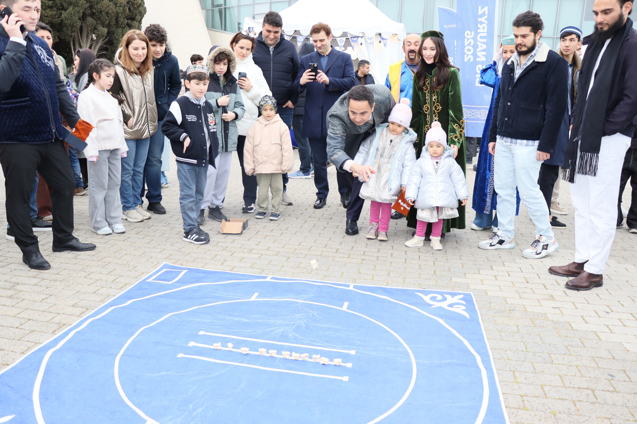 باكۋدەگى وتانداستار ناۋرىز مەرەكەسىن كەڭ كولەمدە اتاپ ءوتتى