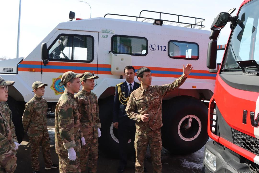 ەل مەكتەپتەرىندە 50-دەن استام «جاس قۇتقارۋشى» سىنىبى اشىلدى