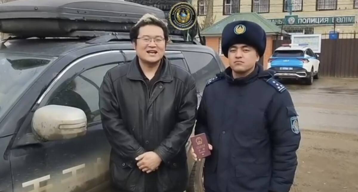 اقتوبەدە پوليتسەي شەتەلدىك ازاماتقا كومەك كورسەتتى