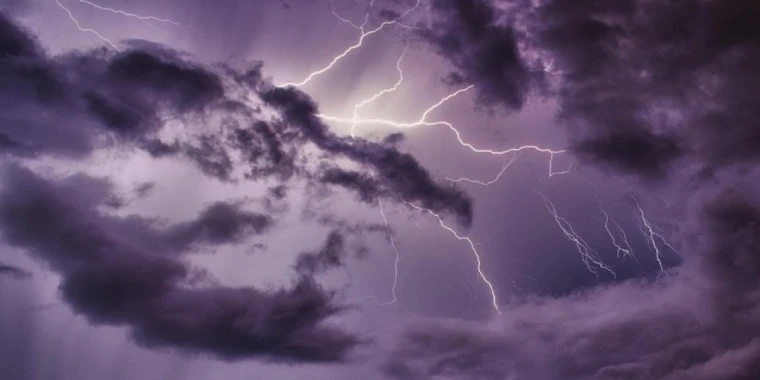 بۇگىن ەلىمىزدە اۋا رايى قۇبىلمالى بولادى