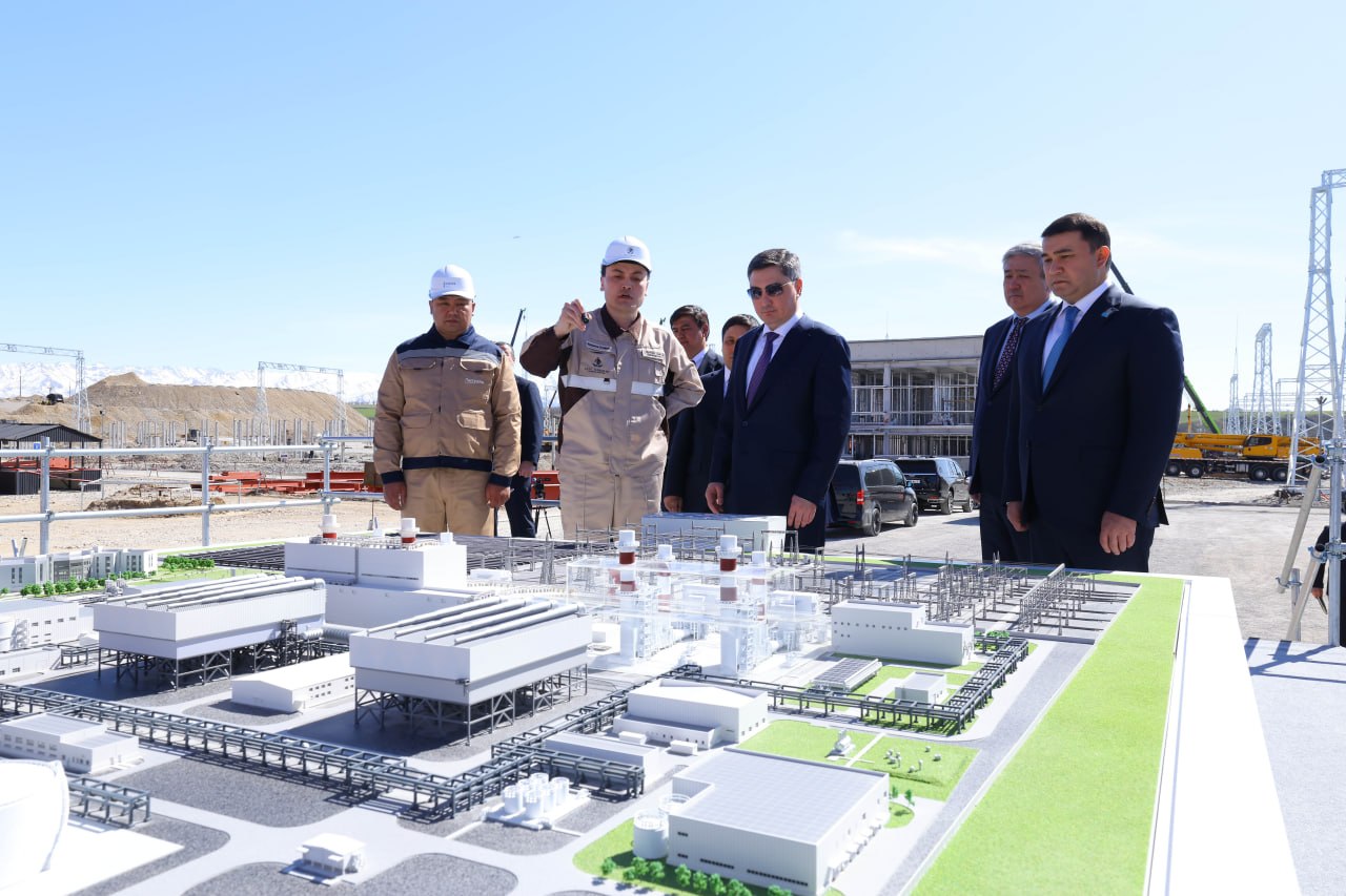 ولجاس بەكتەنوۆ تۇركىستاندا سالىنىپ جاتقان ەلەكتر ستانساسىنىڭ قۇرىلىسىن تەكسەردى