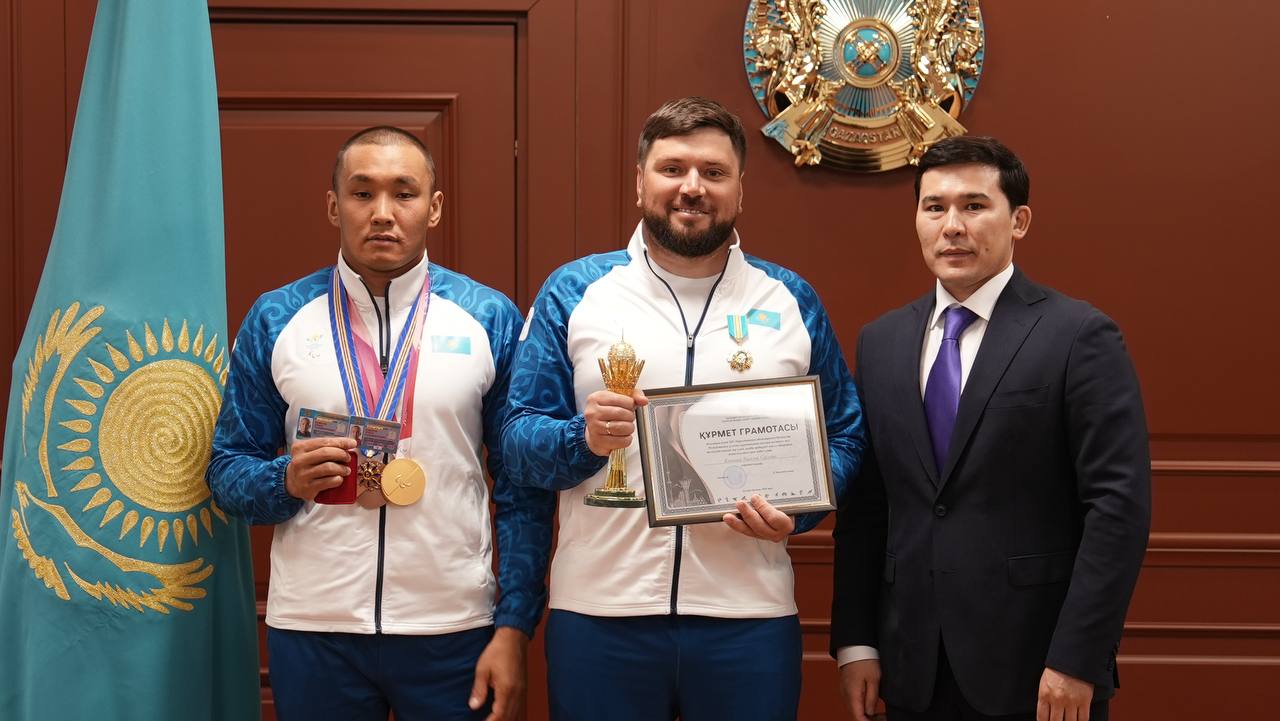 ەربول حاميتوۆقا «قازاقستاننىڭ ەڭبەك سىڭىرگەن سپورت شەبەرى» اتاعى بەرىلدى