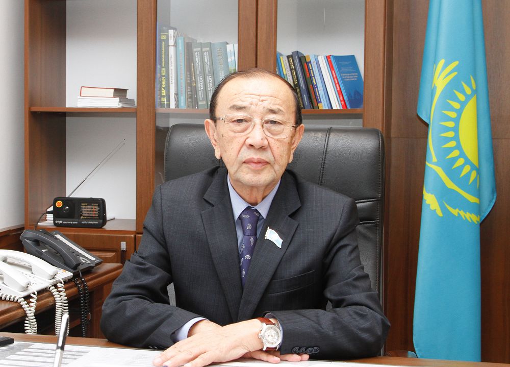 اتا زاڭنىڭ ارقاۋى – ادام