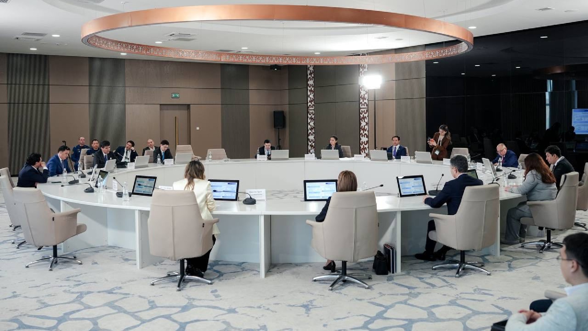 تاۋار اينالىمىن تالداۋدىڭ تسيفرلىق قۇرالى تانىستىرىلدى