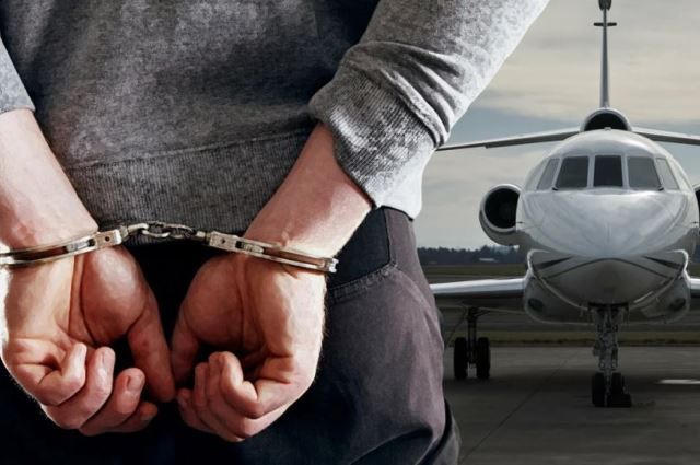 10 ملرد تەڭگەدەن استام شىعىن: قارجى پيراميداسىن باسقارعان كۇدىكتى ەلگە ەكستراديتسيالاندى