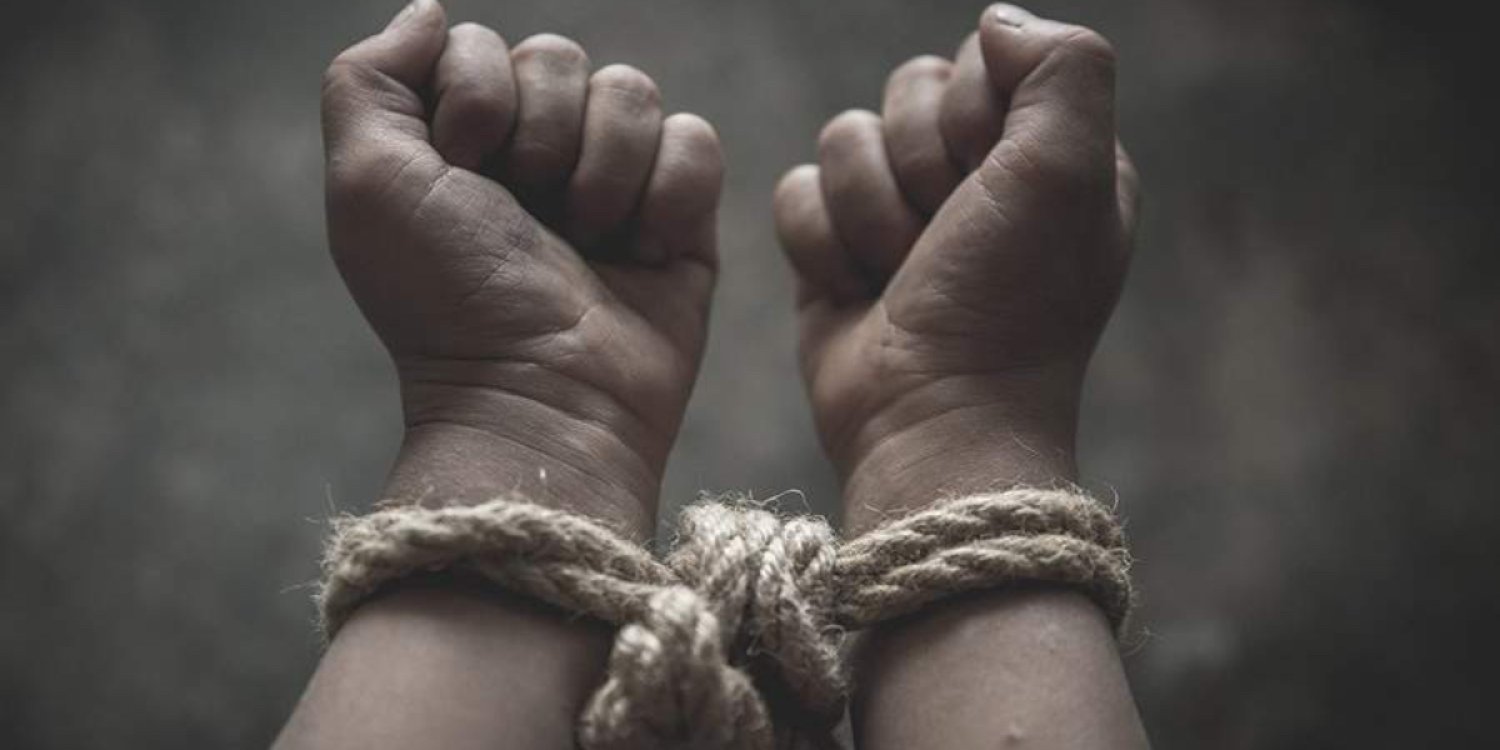 اباي وبلىسىندا ادام ساۋداسىمەن اينالىسقان كوپبالالى انا سوتتالدى