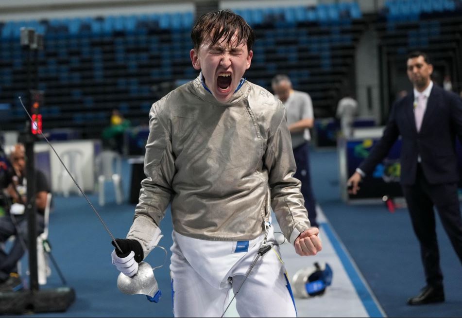 سەمسەرلەسۋدەن جاھاندىق تۋرنيردە قازاقستان سپورتشىسى جۇلدەگەر اتاندى