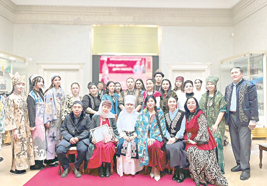 كورىك پەن كوكتەم مەرەكەسى