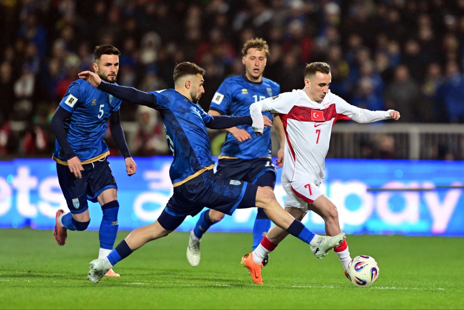 الەم چەمپيوناتىنا قاتىساتىن كوماندالار انىقتالدى