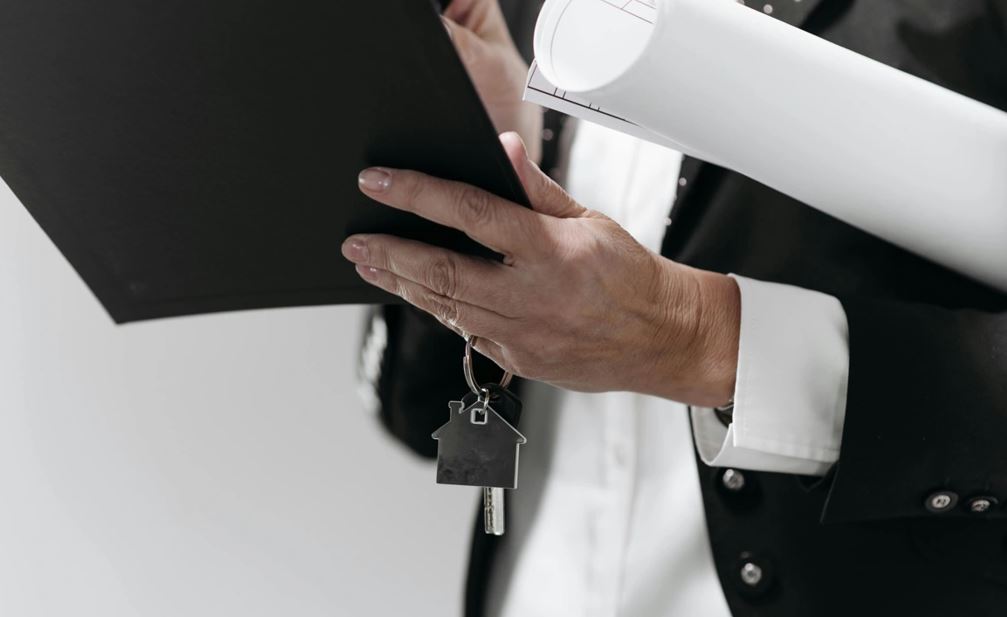 تۇرعىن ءۇي كەزەگىندەگى وزگەرىستەر: 16 مىڭنان استام ادام تىزىمنەن شىعارىلدى