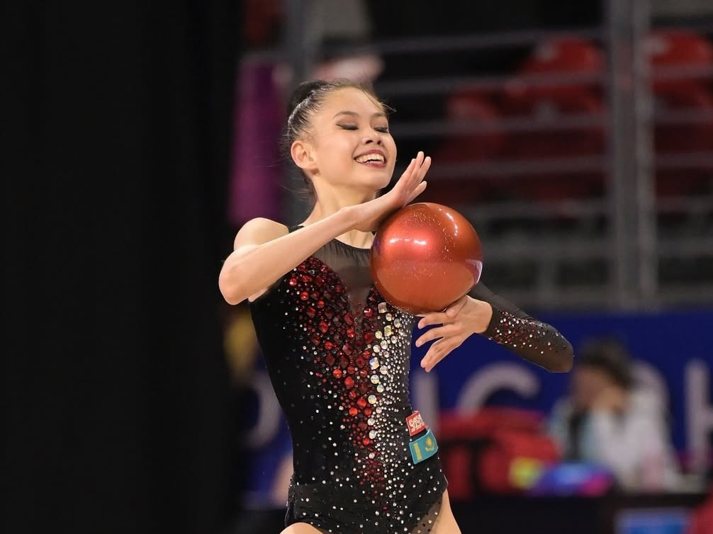 گيمناست اقمارال ەرەكەشەۆا فرانتسياداعى گران-پري تۋرنيرىندە قولا مەدال جەڭىپ الدى