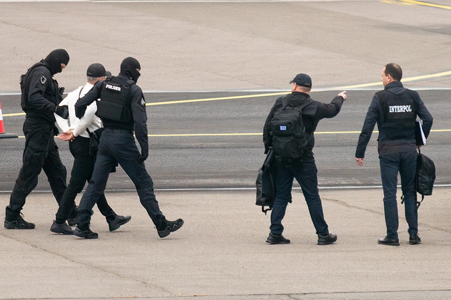 زاڭسىز كاسىپكەرلىك: ترانسۇلتتىق قىلمىستىق توپ مۇشەسى رەسەيدەن ەكستراديتسيالاندى