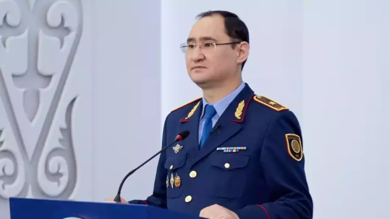 ىشكى ىستەر مينيسترلىگى: پوليتسيا قىزمەتكەرلەرىنە كۇش قولدانعان بارلىق تۇلعالار قاماۋعا الىندى