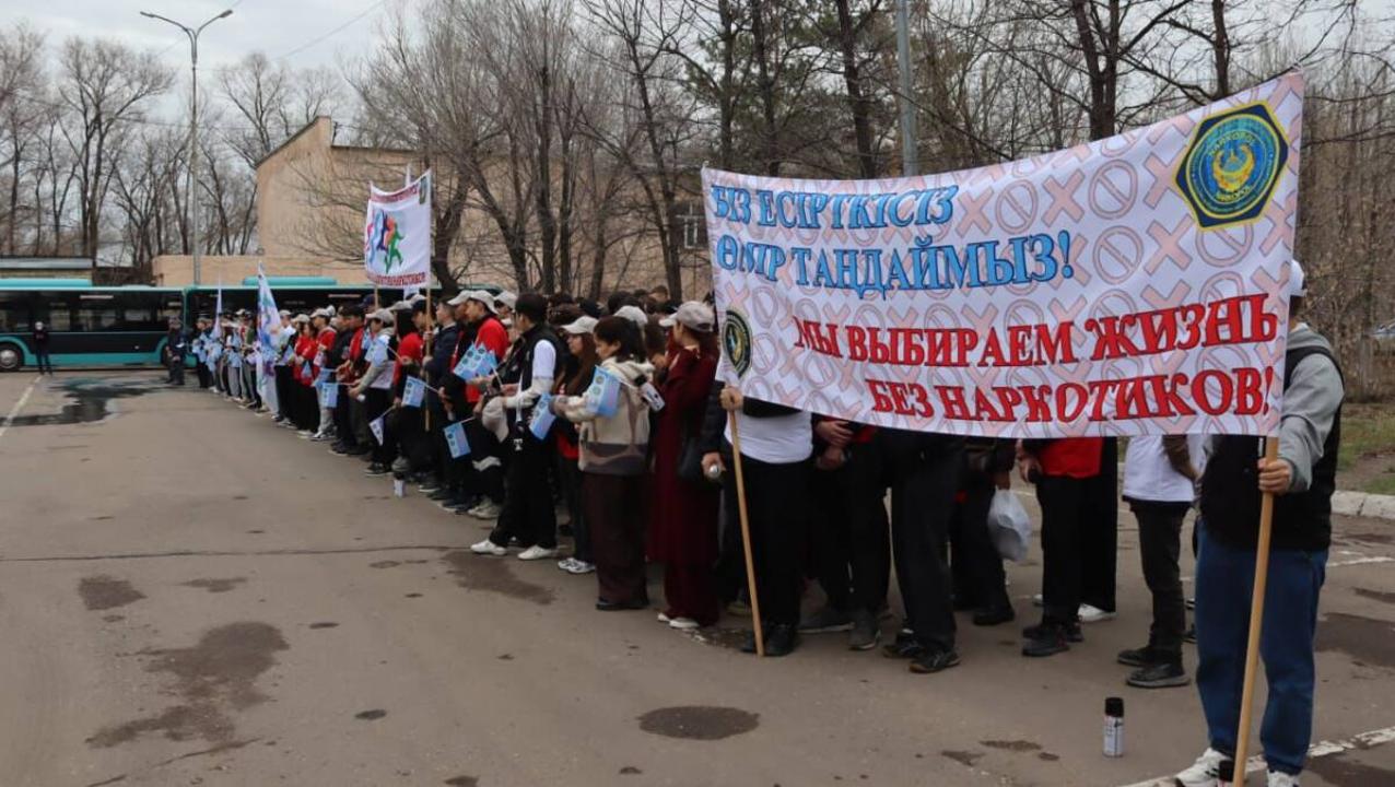 قاراعاندىدا ەسىرتكىگە قارسى اۋقىمدى اكتسيا ءوتتى: 2 مىڭنان استام گراففيتي جويىلدى