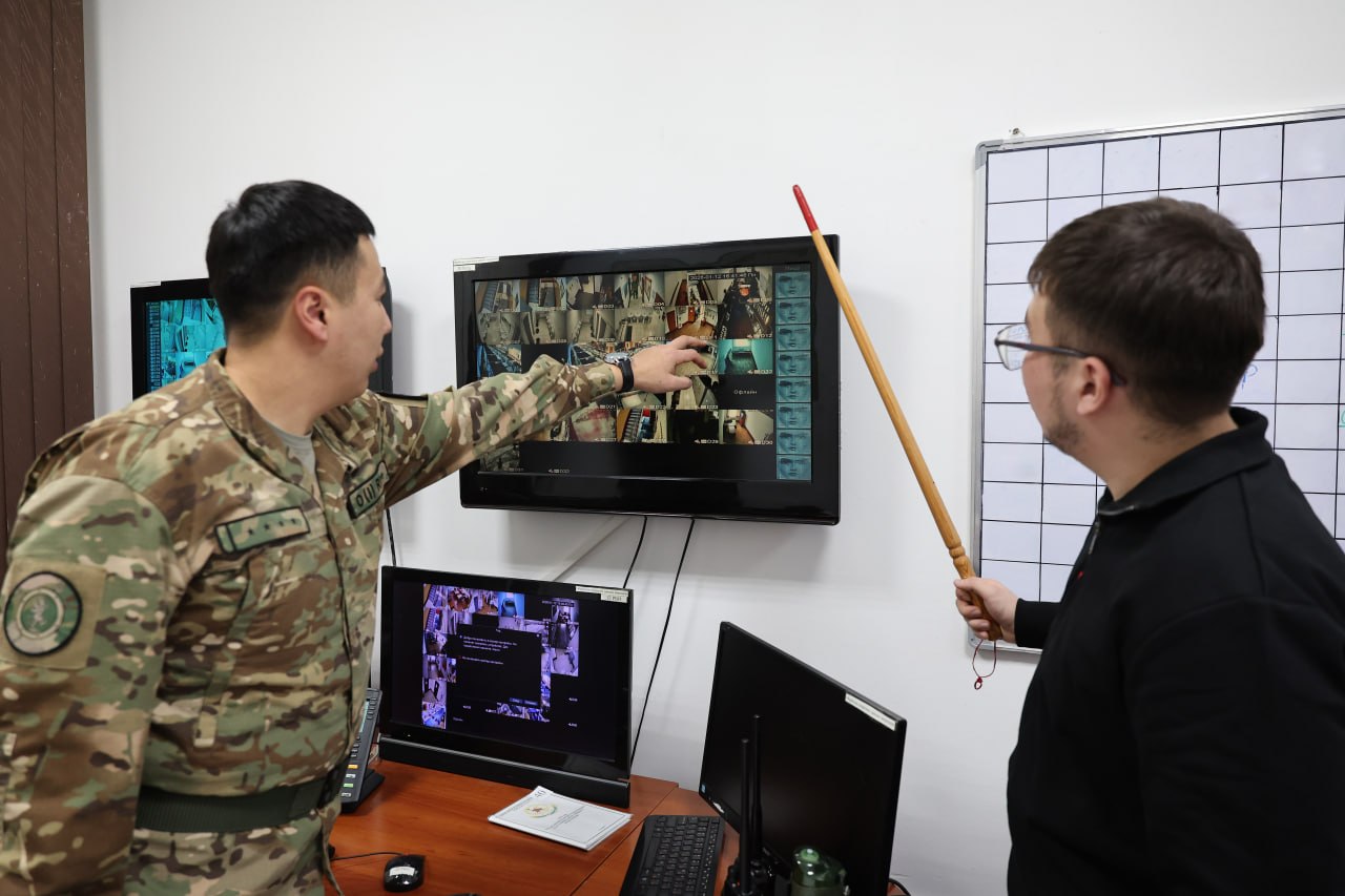 ەندى ۇلتتىق ۇلان ساربازدارىنىڭ ەموتسيالىق جاعدايىن جاساندى ينتەللەكت باقىلايدى