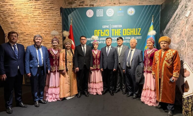 وعىز وركەنيەتىن  ۇلىقتاعان كورمە