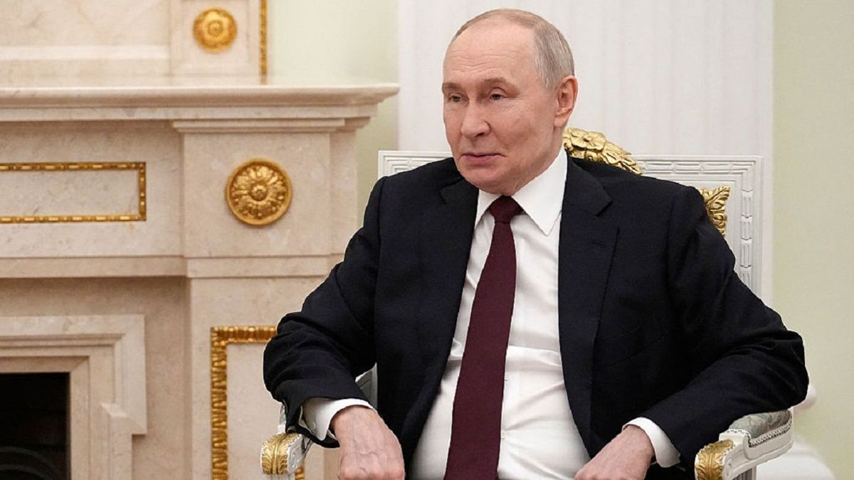 پۋتين پاسحا مەرەكەسىنە بايلانىستى ۋاقىتشا ءبىتىم جاريالادى