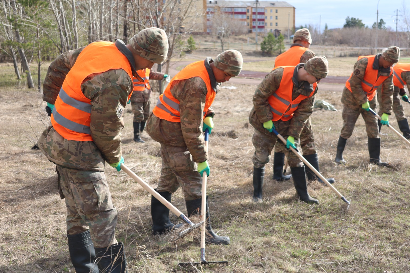 «تازا ولكە – اقكول»: ەكولوگيالىق اكتسيا اياسىندا قالا اۋماعى تازارتىلدى
