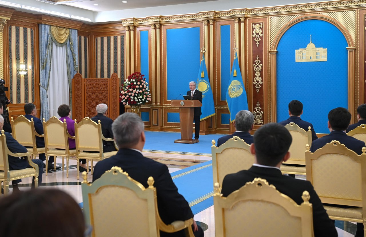 مەملەكەت باسشىسى: ەلىمىز ءۇشىن قولدانبالى عىلىمدى دامىتۋ – اسا ماڭىزدى مىندەت