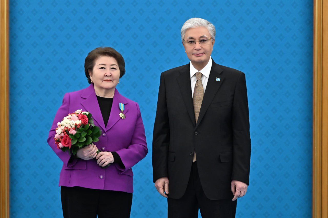 پرەزيدەنت قازاقستاندىق عالىمداردى ماراپاتتادى