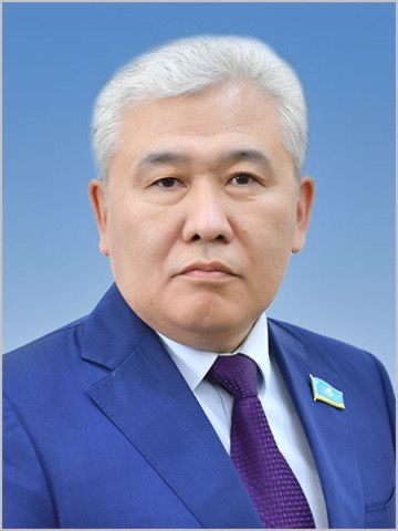 ەركىن ءابىل: قازاقستان ەۆوليۋتسيالىق جاڭارۋ جولىن تاڭدادى