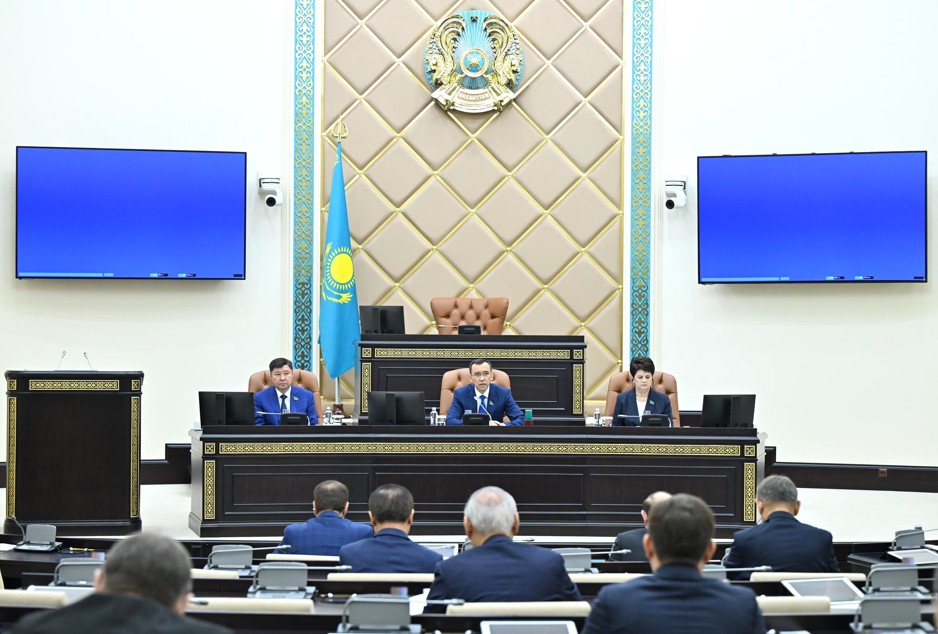 جاسىل ەنەرگەتيكا سالاسىنداعى ىقپالداستىق ارتادى