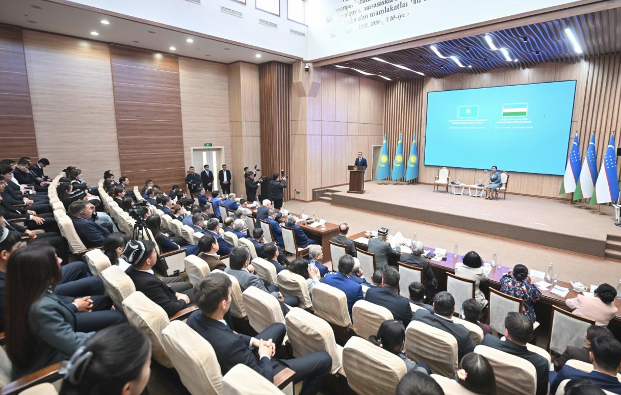 پارلامەنتتىك ديپلوماتيا: قازاق-وزبەك زيالىلارىنىڭ فورۋمىنا ۇيىتقى بولدى