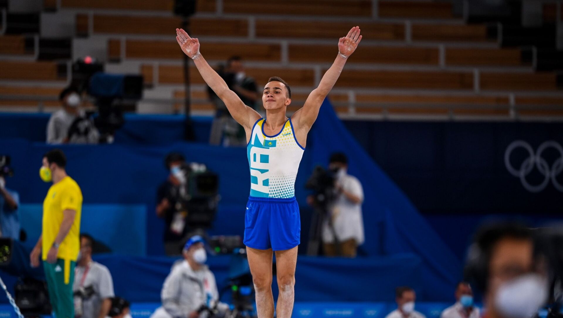 گيمناسشىلار حورۆاتيادان ءۇش جۇلدەمەن ورالدى