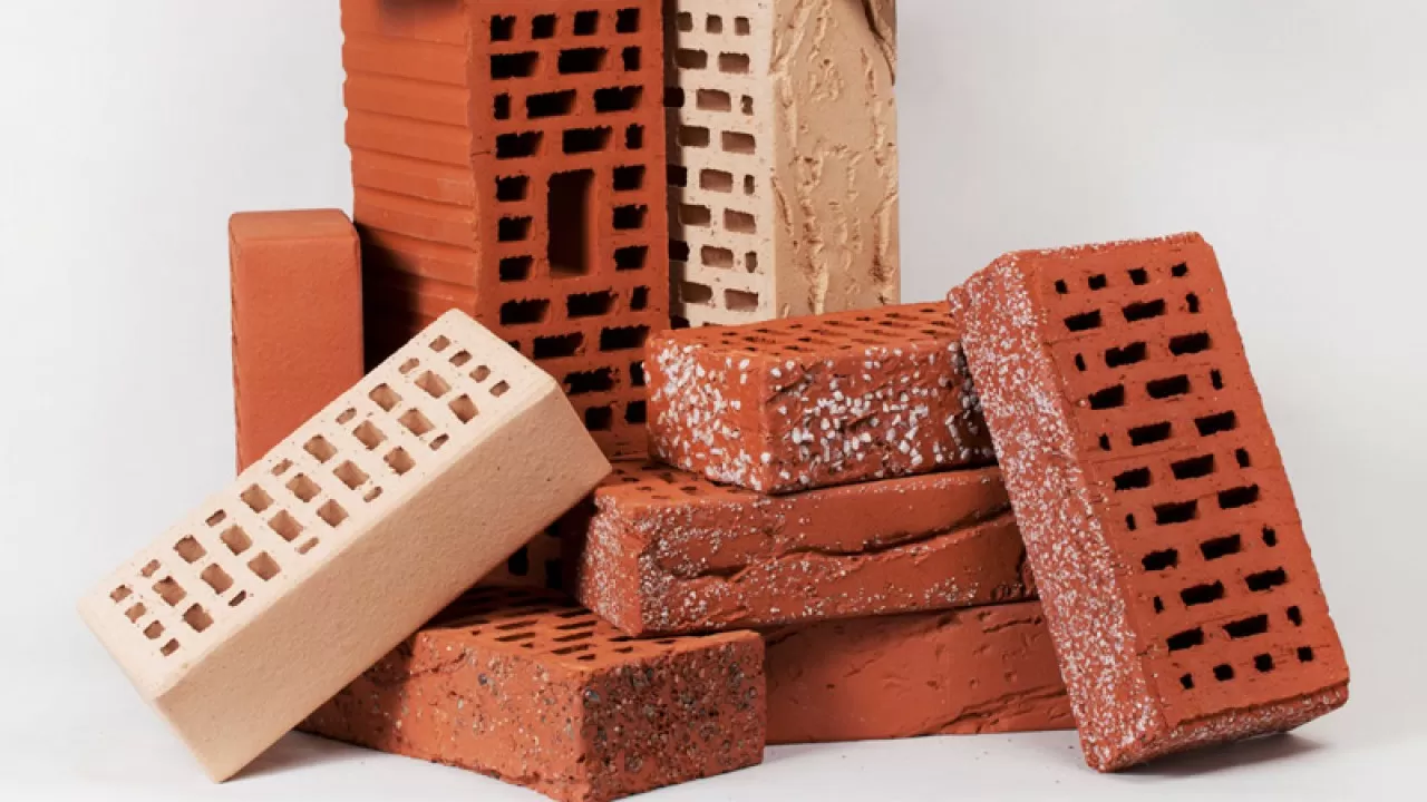 قاراعاندىدا شاتىردان كىرپىش قۇلاپ, 3 جاستاعى بالا زارداپ شەكتى