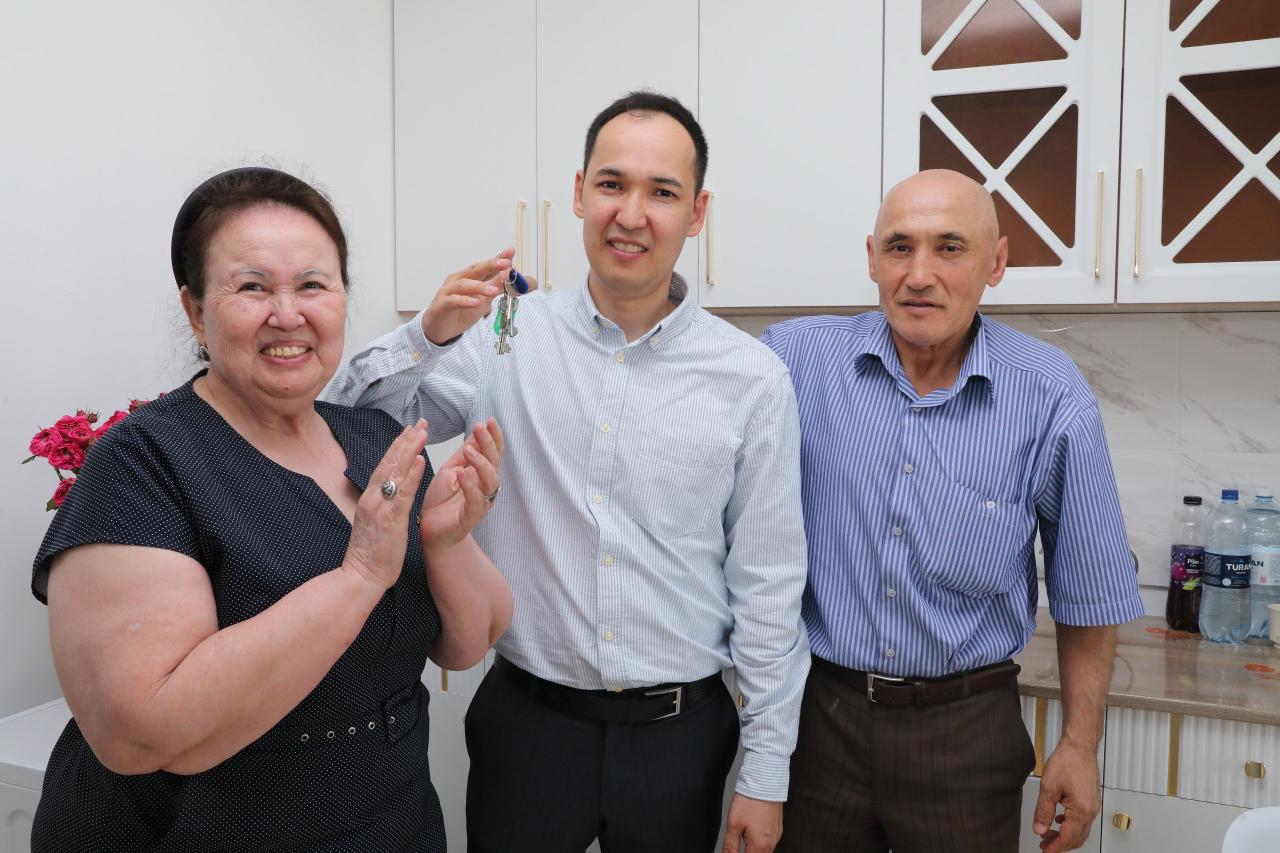 جاس عالىمدار پرەزيدەنت تابىستاعان پاتەرلەرگە قونىستاندى