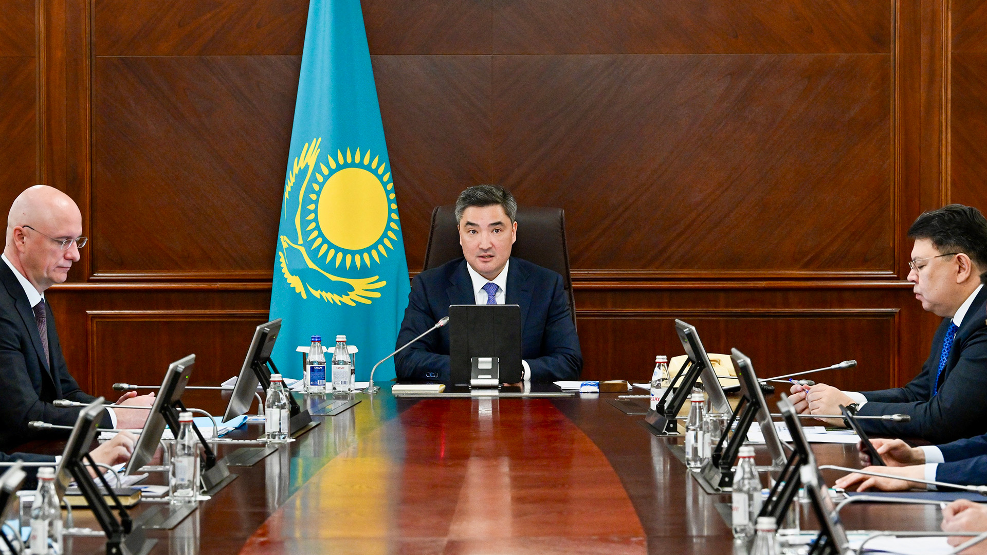 ورنىقتىلىقتى نەگىزدەيتىن ناتيجەلى ءىس