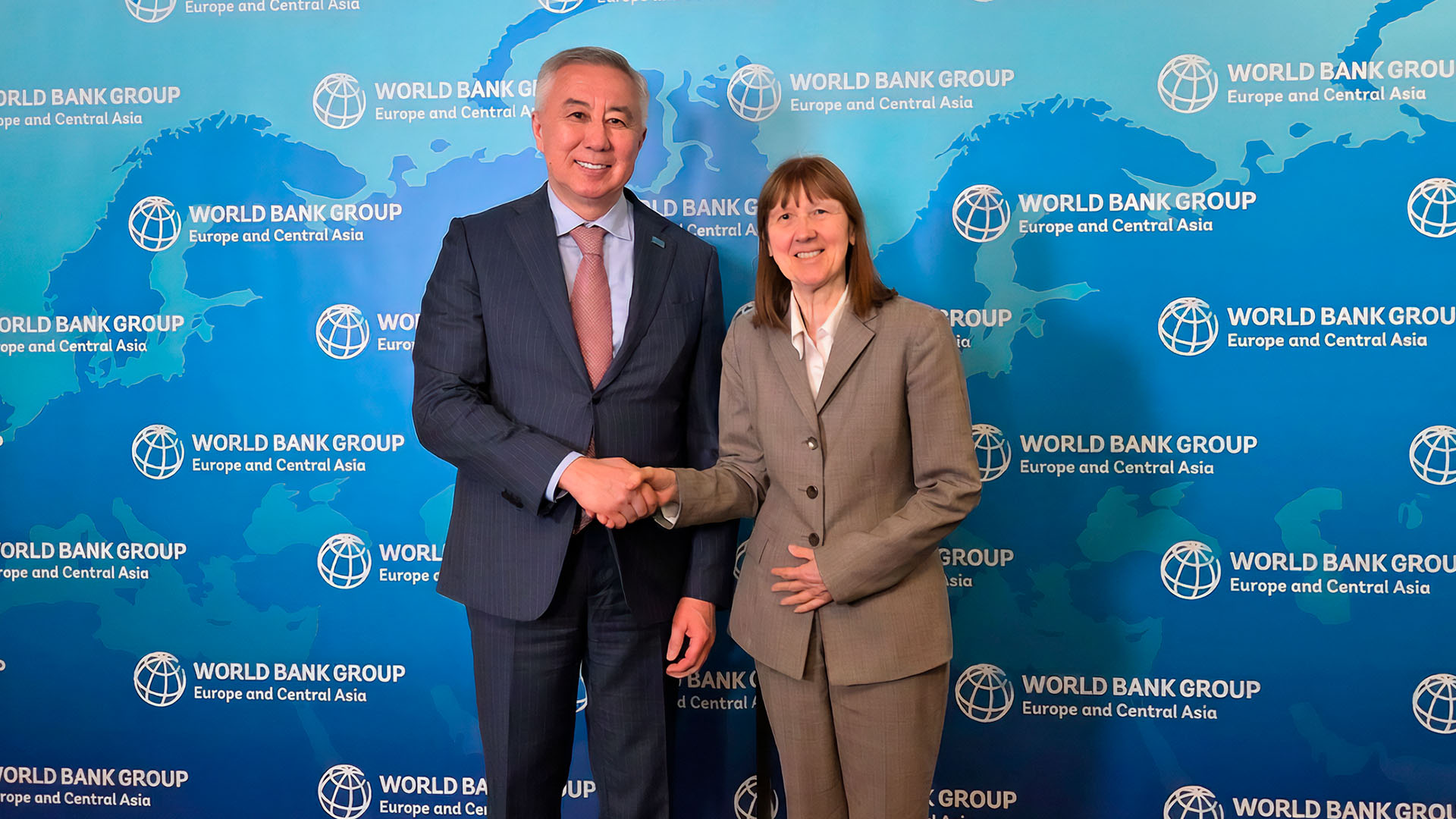 قازاقستان دۇنيەجۇزىلىك بانكپەن جاڭا جوبالاردى ىسكە اسىرۋعا نيەتتى