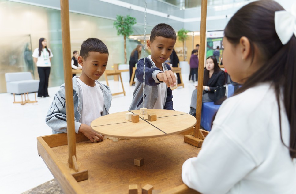 عىلىم باسپالداعى وقۋشىنى جەتىلدىرەدى