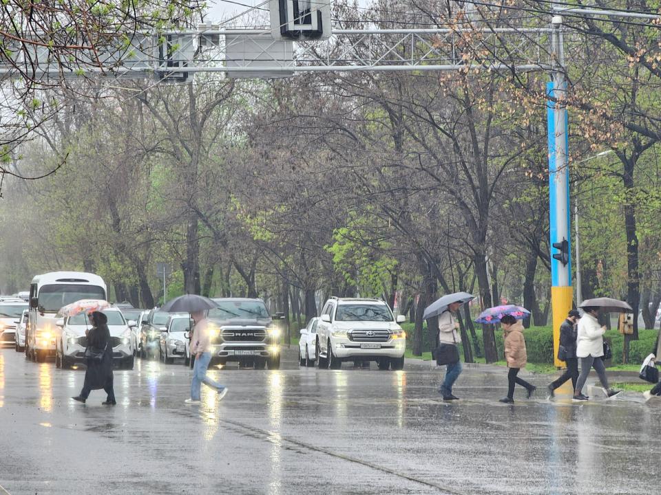 الماتىداعى نوسەر جاڭبىر: كوممۋنالدىق قىزمەت كۇشەيتىلگەن رەجيمگە كوشتى